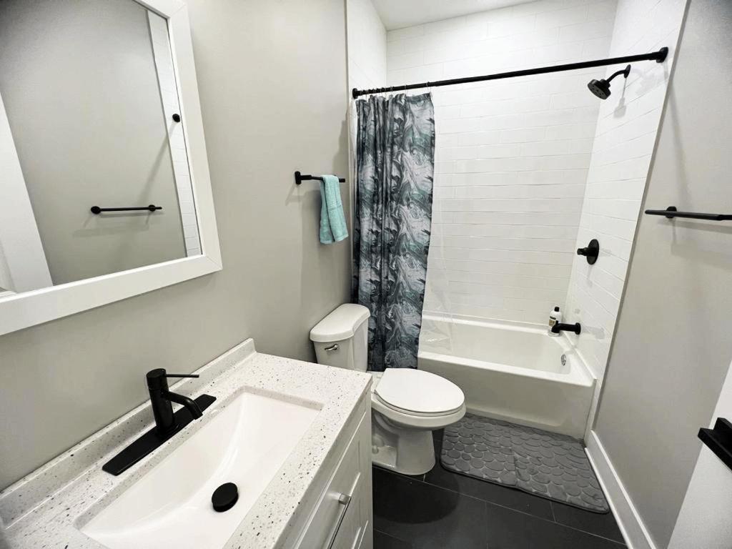 Modern 2Br 2Ba Apartment With Rooftop In Brewerytown Philadelphia Kültér fotó